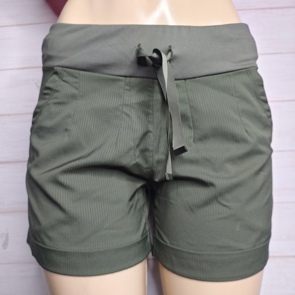 Mondetta Women's Shorts - Picture 2 of 6